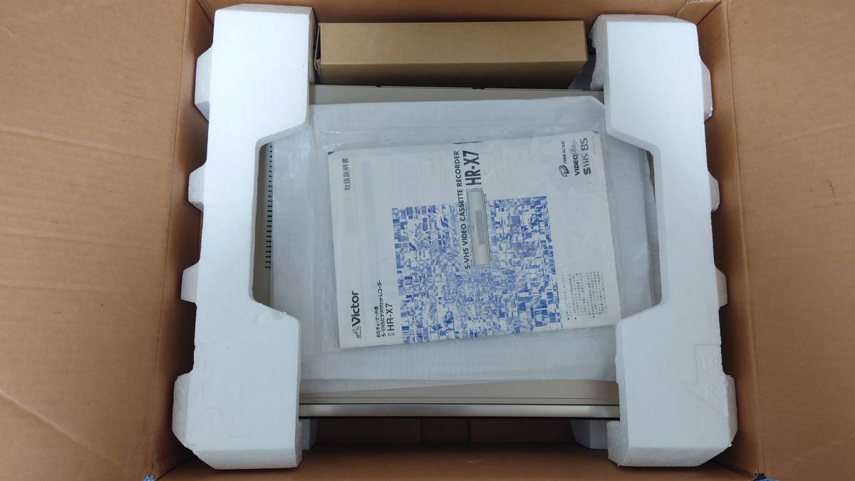 Victor ビクター S-VHSビデオデッキ HR-X7 動作品 元箱付 純正電源