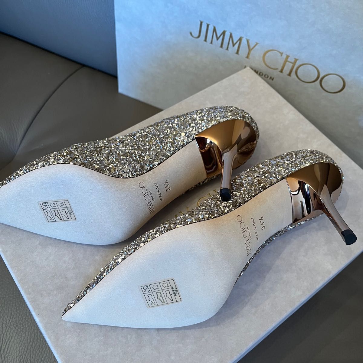 未使用品ジミーチュウJIMMY CHOO 341/2グリッターパンプス　ゴールド