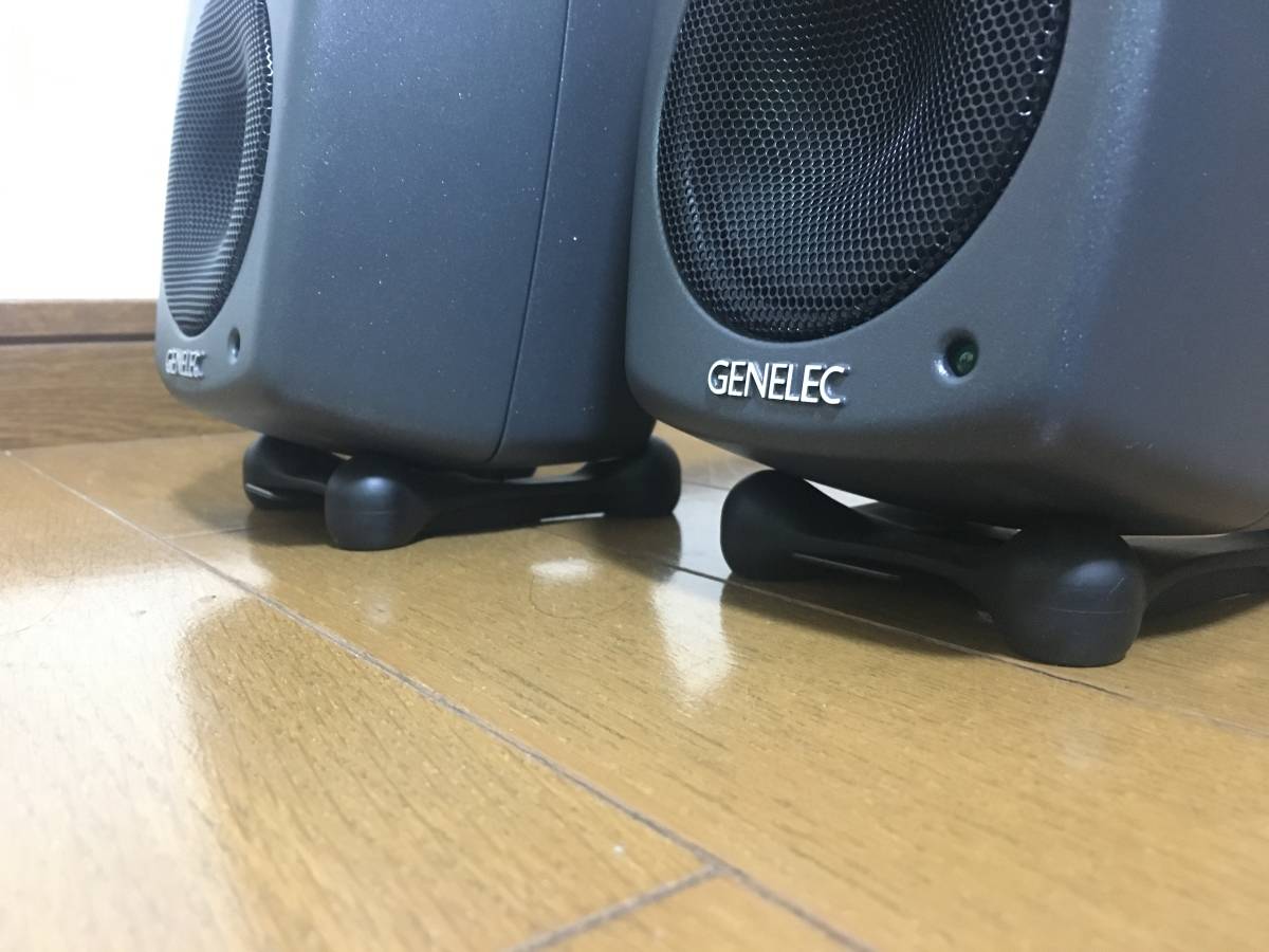 ☆GENELEC(ジェネレック)製 パワードモニタースピーカー「8010A