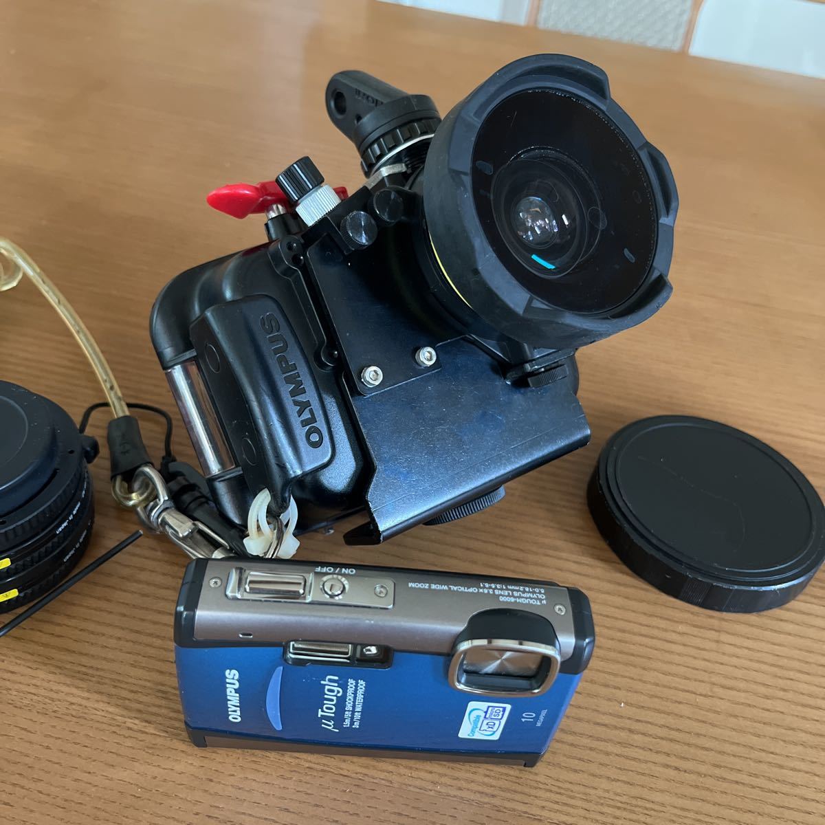 INON イノン 水中ストロボ S-2000 レンズ3個 カメラ ハウジング セット