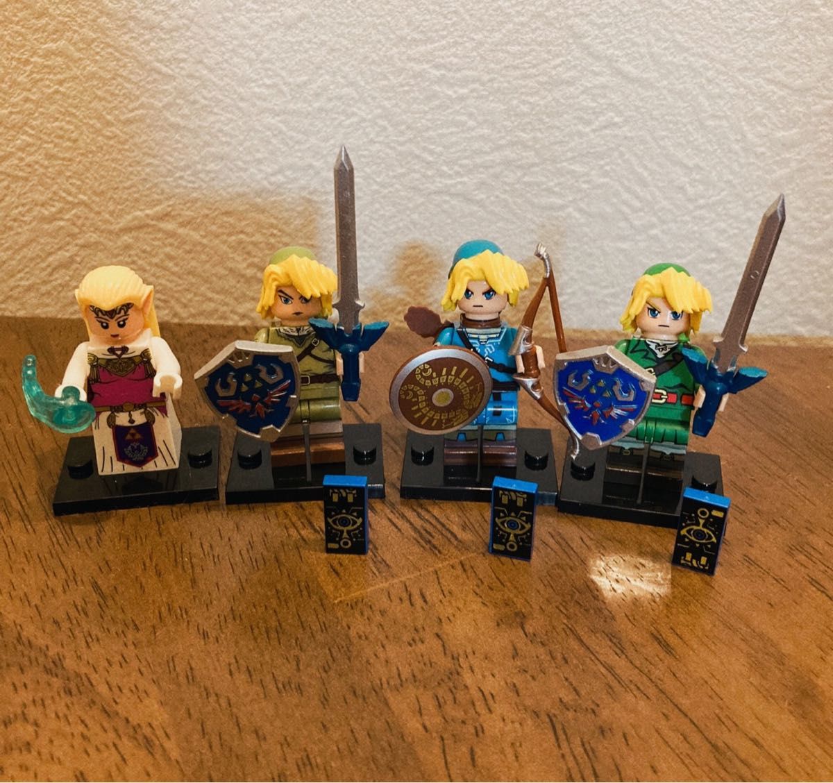 ゼルダの伝説 レゴ 4体 セット リンク 姫 人形 小物付 新品 互換