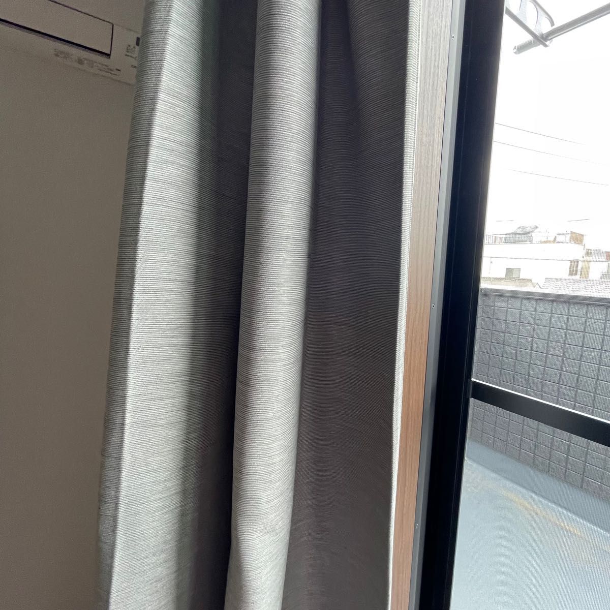 IKEA イケア VILBORG ヴィルボリ遮光カーテン 1組 2枚セット IKEA イケア VILBORG ヴィルボリ遮光カーテン 1組 2枚セット