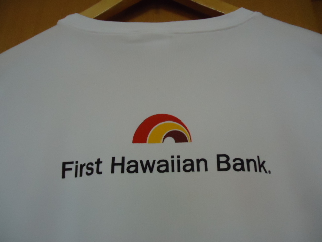 即決　ハワイ　ファーストハワイアン銀行　スタッフ　Ｔシャツ　白色　Ｌ　ポリ素材_画像3