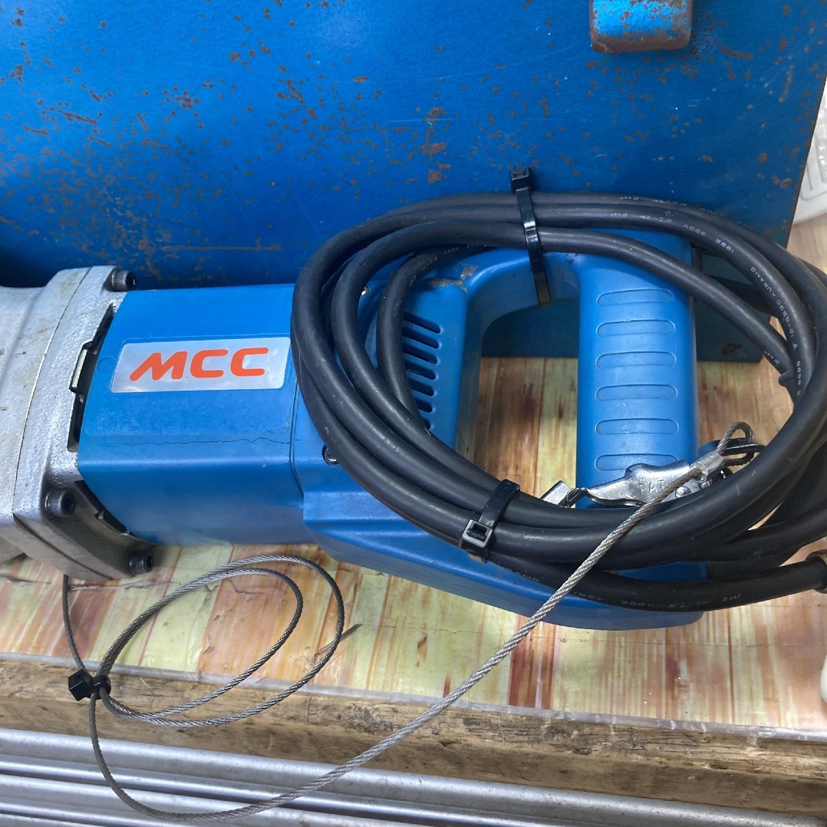 美品 / 動作品】〇MCC(松阪鉄工所) 電動パイプレンチ ラッカル100
