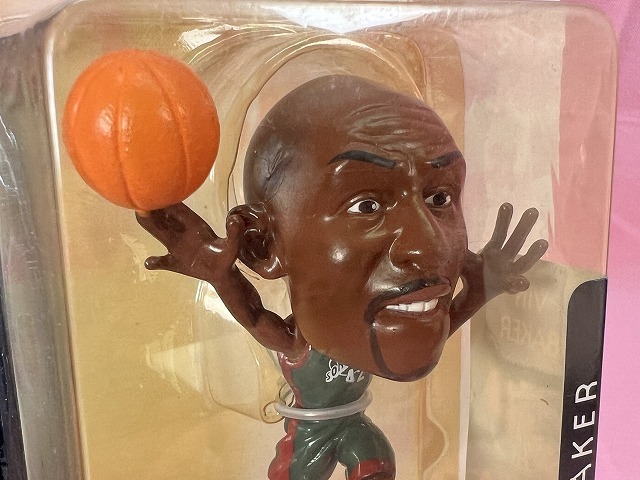 508◆値下げ◇未使用 MATTEL NBA COURT COLLECTION VIN BAKER/ヴィン・ベイカー フィギュア バスケットボール 現状品◇◆の画像6