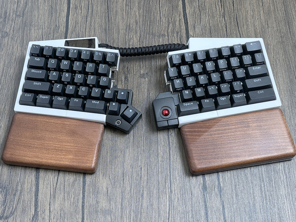 Yahoo!オークション - 【美品】Ultimate Hacking Keyboard...