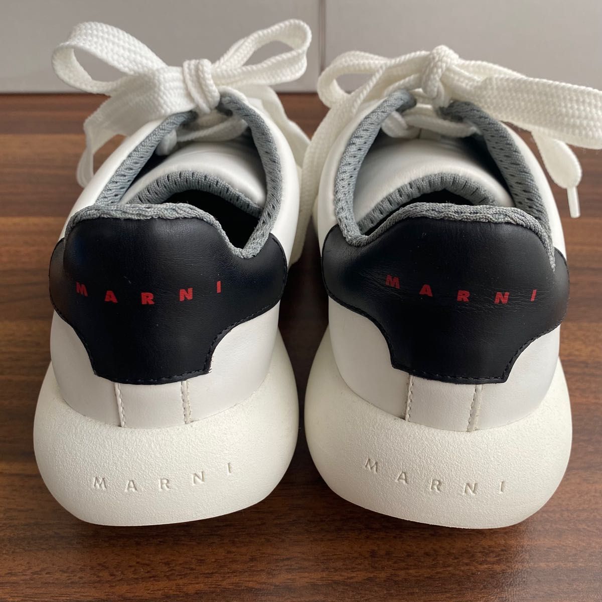 新品・在庫一点のみ】 Marni マルニ バナナスニーカー ホワイト 新品・在庫一点のみ】 Marni マルニ バナナスニーカー ホワイト