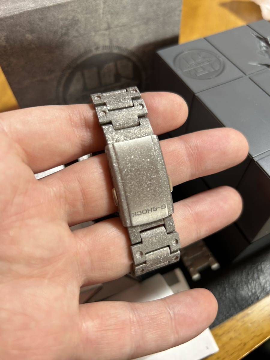 カシオ G-SHOCK 40周年記念モデル フルメタル 電波ソーラー GMW