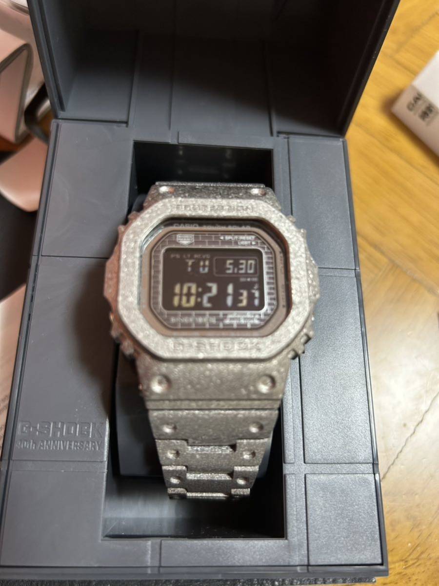 カシオ G-SHOCK 40周年記念モデル フルメタル 電波ソーラー GMW