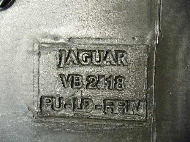 ジャガー Sタイプ GF-J01GA 右フロントドアトリム　内張り 　管理番号X1515_画像6