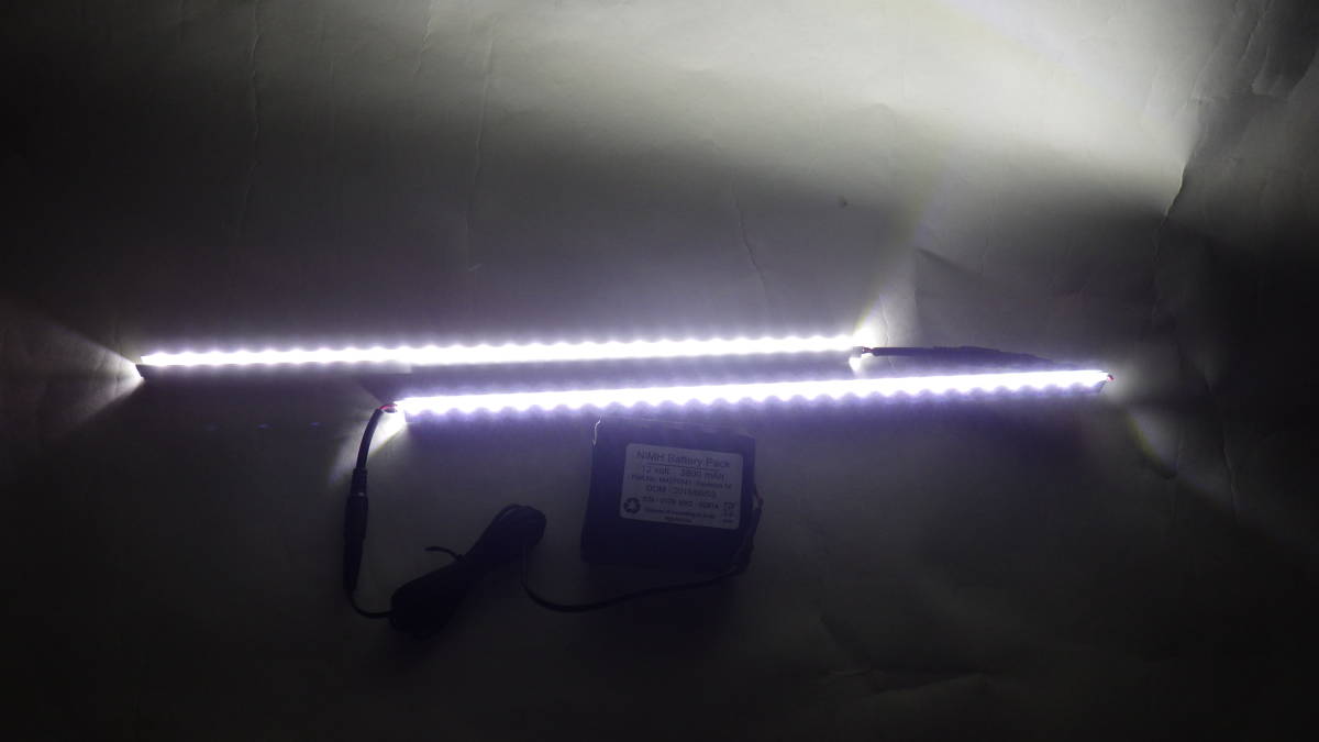LEDバー：　全長約40cm　(アルミフレーム約39cm)　２本/組 _2本を連結