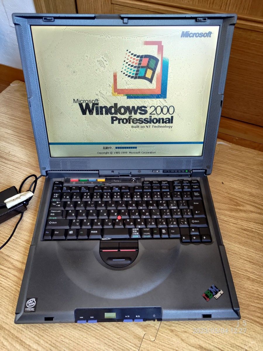 IBM ThinkPad i1400 type2621 ノートパソコン Windows2000 IBM ThinkPad i1400 type2621 ノートパソコン Windows2000