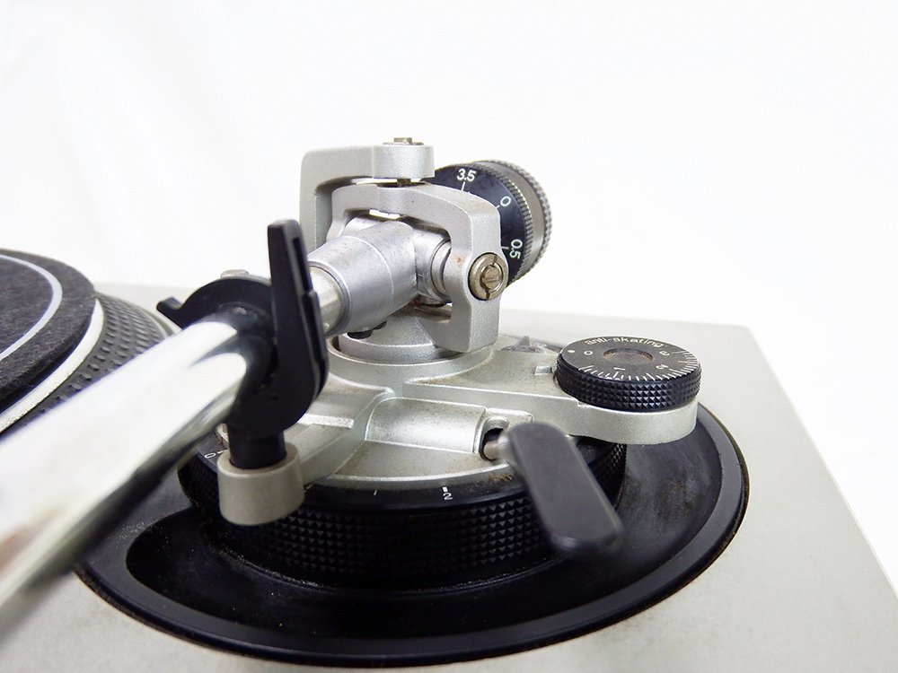 ◇ ターンテーブル Technics SL-1200 MK3D GE0DB94025 SILVER
