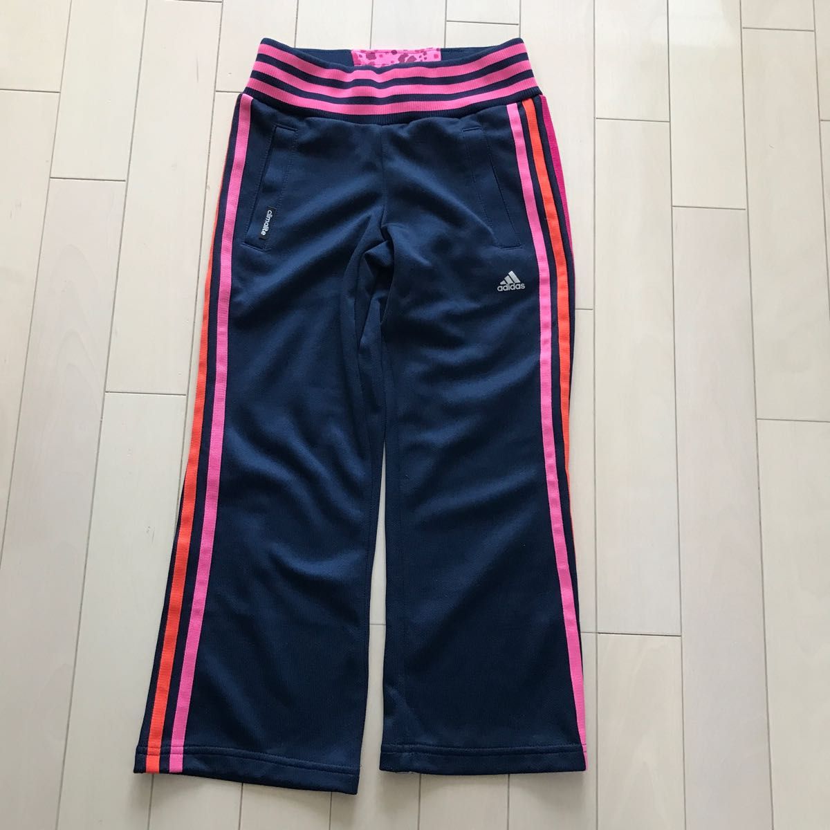 美品　adidas ジャージセットアップ　120cm