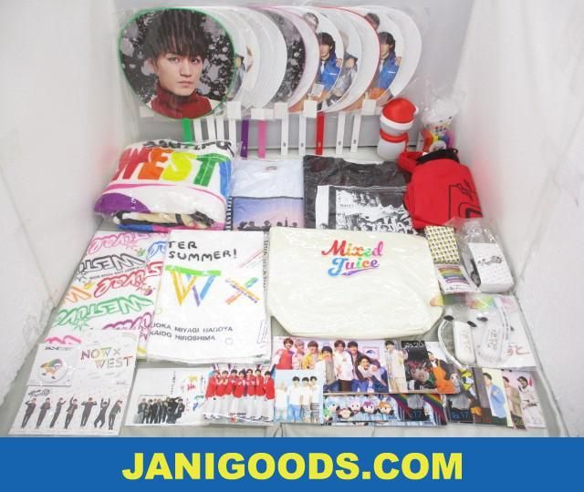 ジャニーズWEST グッズセット ショッピングバッグ/Tシャツ/フェイスタオル 等 LIVE TOUR 2022 Mixed Juice/LIVE TOUR(ジャニーズ)|売買されたオークション情報、ヤフオク! の商品情報をアーカイブ公開 ジャニーズWESTグッズセット