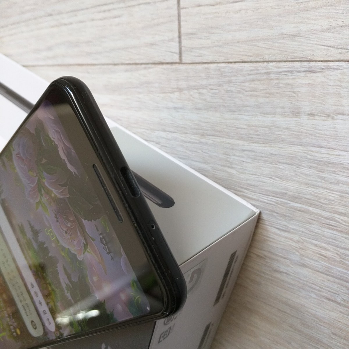 Google pixel 3 ブラック simフリー 美品です 話題の人気の Google pixel 3 ブラック simフリー 美品です 話題の人気の