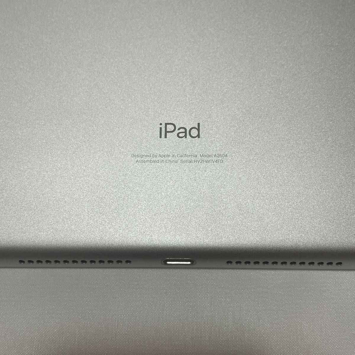 iPad 第9世代 64GB セルラーモデル docomo 保証残約8ヶ月 SIMフリー