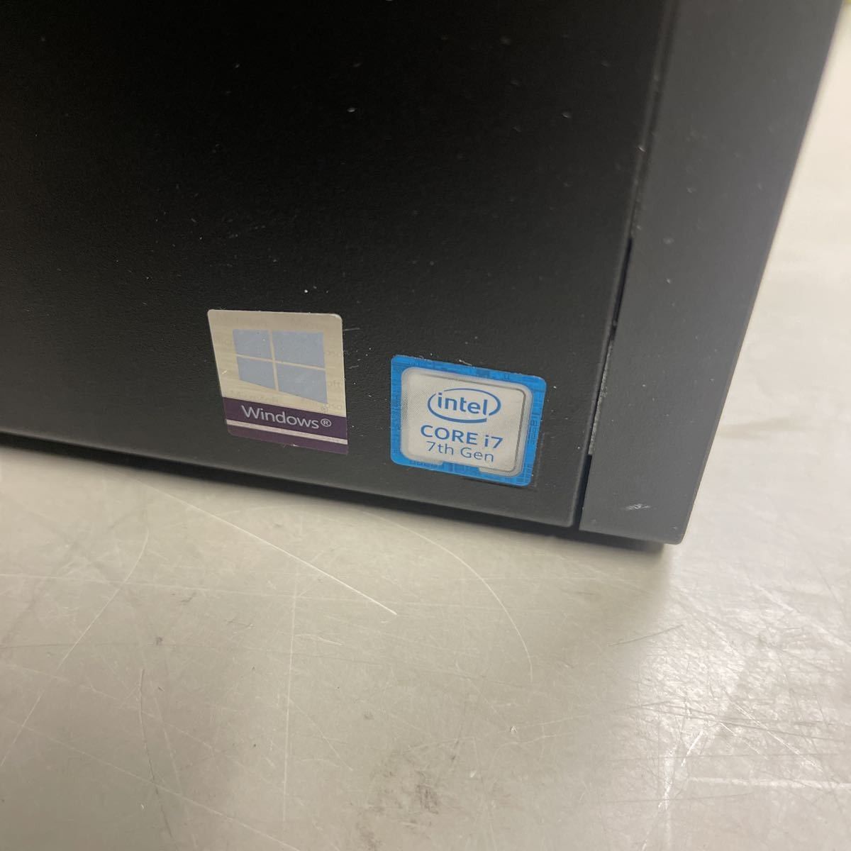Lenovo Thinkcentre M710S core i7-7700 デスクトップPC メモリ8GB
