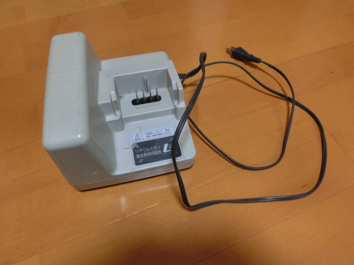 Panasonic リチウムイオン電池専用充電器 NKJ033 電動