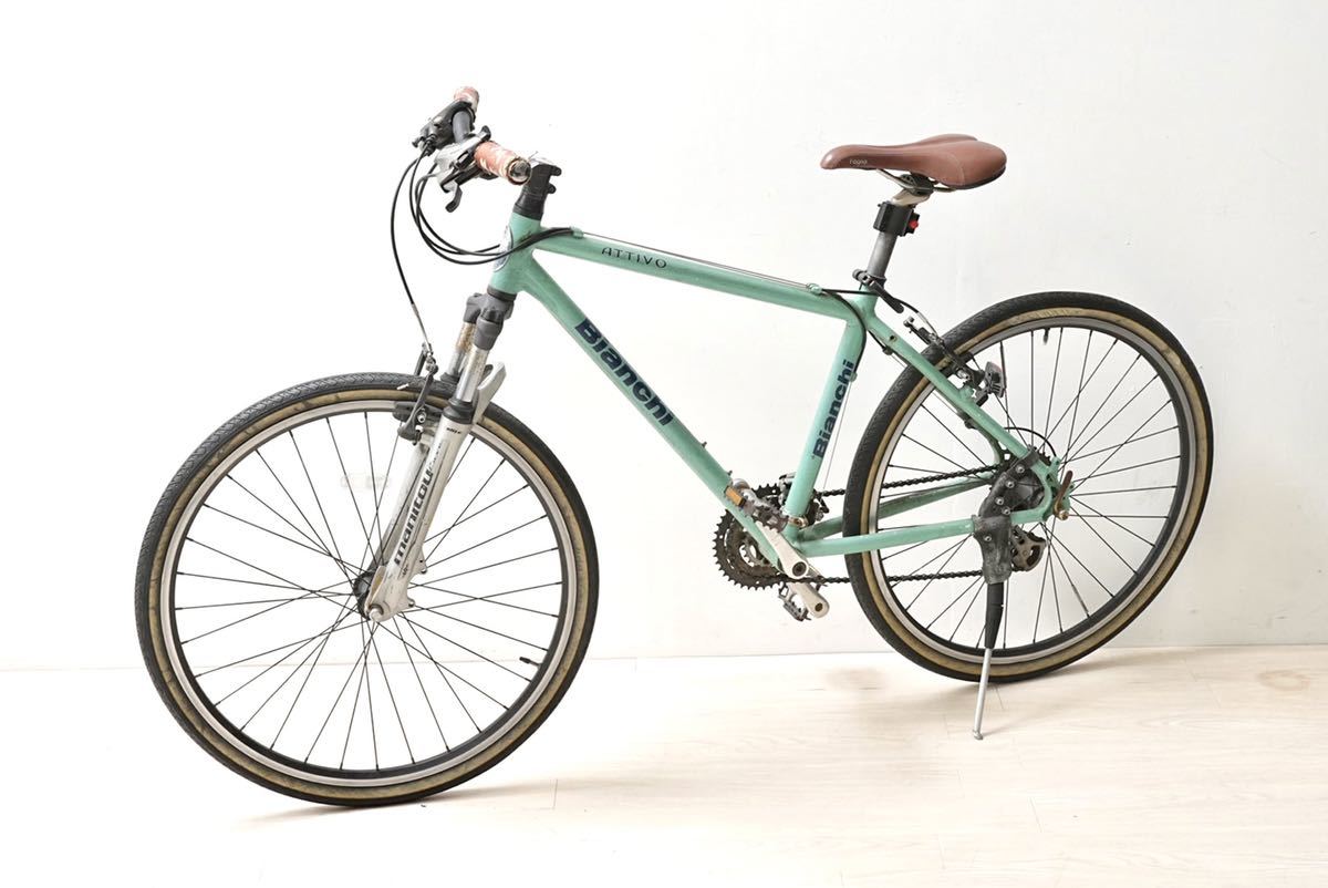 Bianchi attivo ビアンキ アッティーボ クロスバイク　24段ギア　タイヤ交換必要 未登録バイク サスペンション 大阪引き取りのみ！_画像2