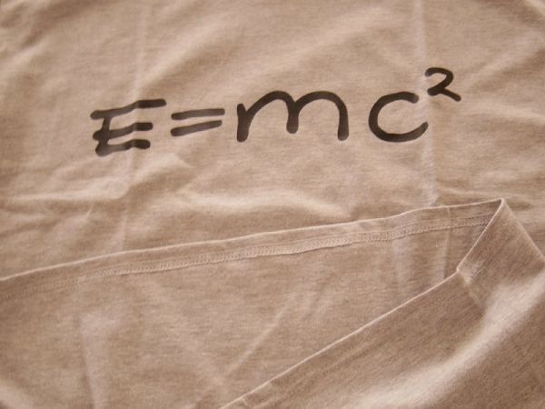 e=mc2 Tシャツ L グレー アインシュタイン 特殊相対性理論_画像4