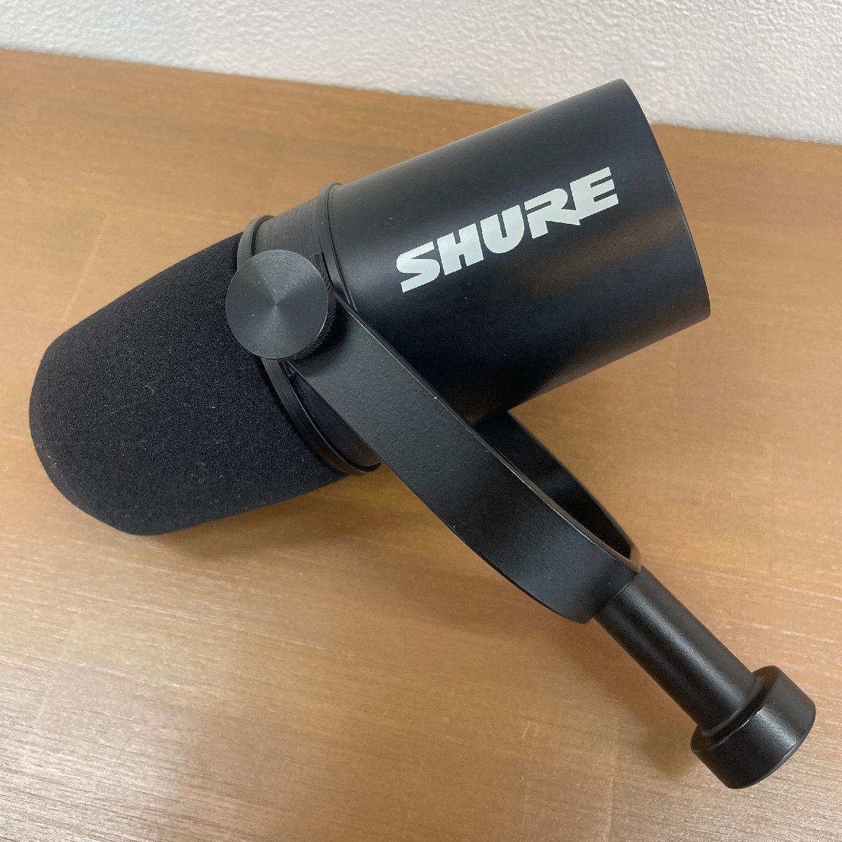 超歓迎在庫 SHURE MV7X（XLR出力） ポッドキャストマイクロホン WHqkA