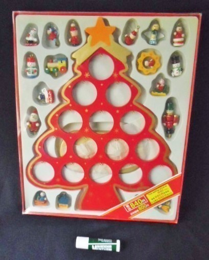 木製 クリスマスツリー オーナメント 赤/ミニ 卓上 テーブルツリー デコレーション ウッドツリー_画像1