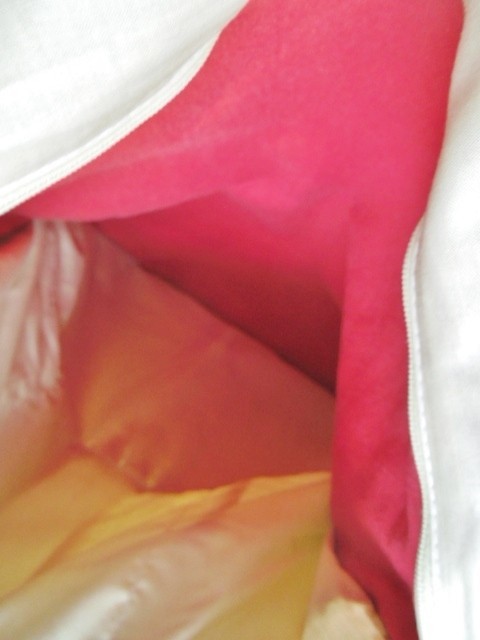 送料込 BON BON PIERCE トラベルケース 赤/トラベルポーチ ポーチ 旅行 衣類ケース リングケース 薔薇 バラ 花 レース レッド モチーフ_画像9
