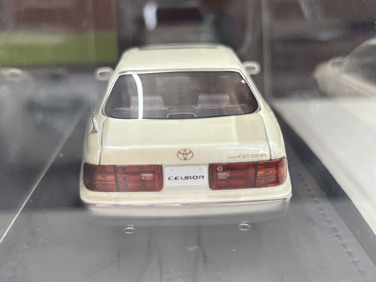 ignition model 1/43 Toyota CELSIOR (F10) Pearl white