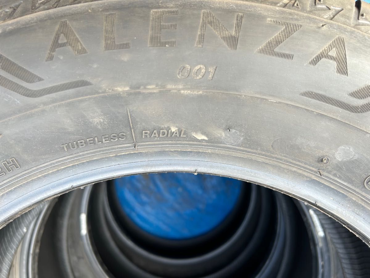 BRIDGESTONE 225/65R17 22年製+21年製 サマータイヤ-