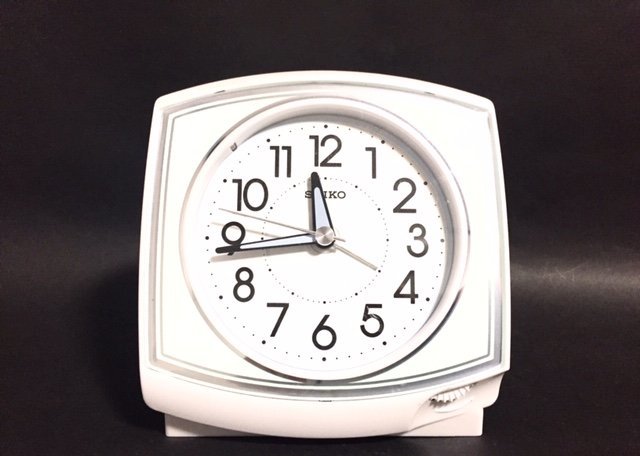SEIKO セイコー 目覚まし時計 KR891W スタンダードタイプ 置き時計 コンパクトサイズ ホワイト 静音