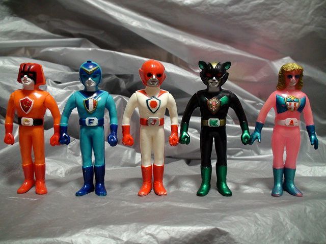 新製品情報も満載 東映 1979年「検 セット ソフビ人形 ポピー ③水24