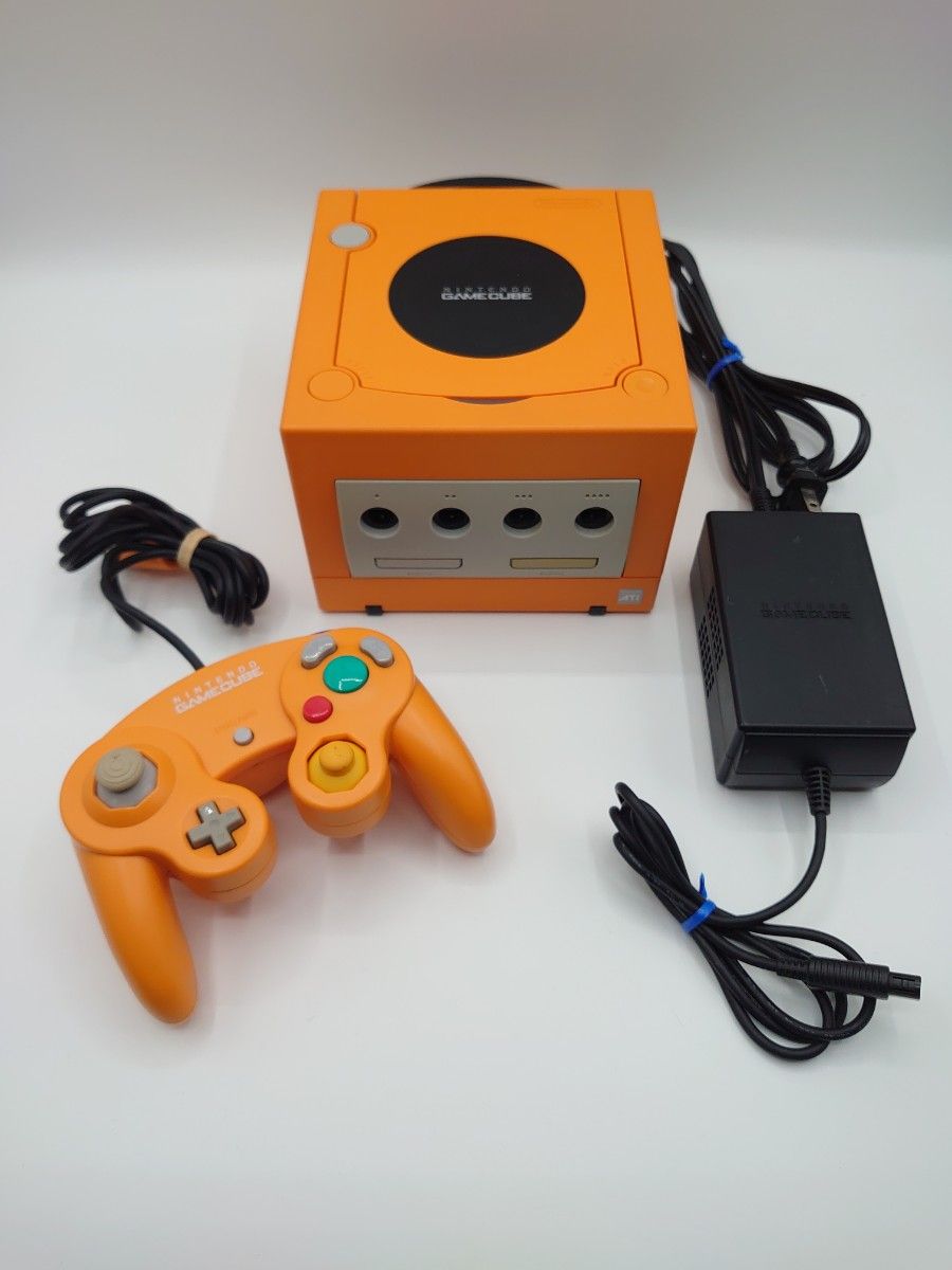 【本日特価】 オレンジ ゲームキューブ 本体 レトロ 任天堂 コントローラー 本体