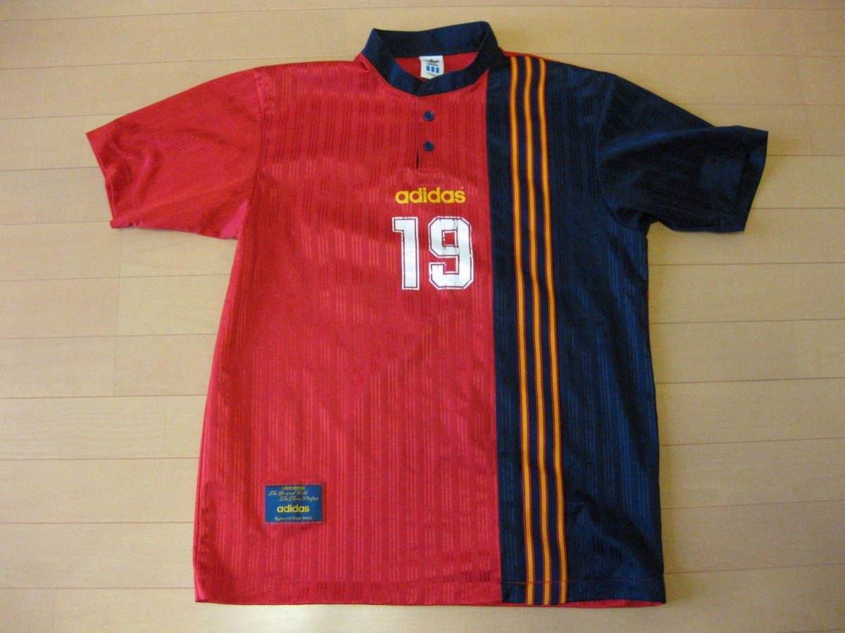 送料無料★サッカーシャツ スペイン代表 1996年 NO19 サイズ：O-XO(身長175-180 胸囲98-102)_画像5