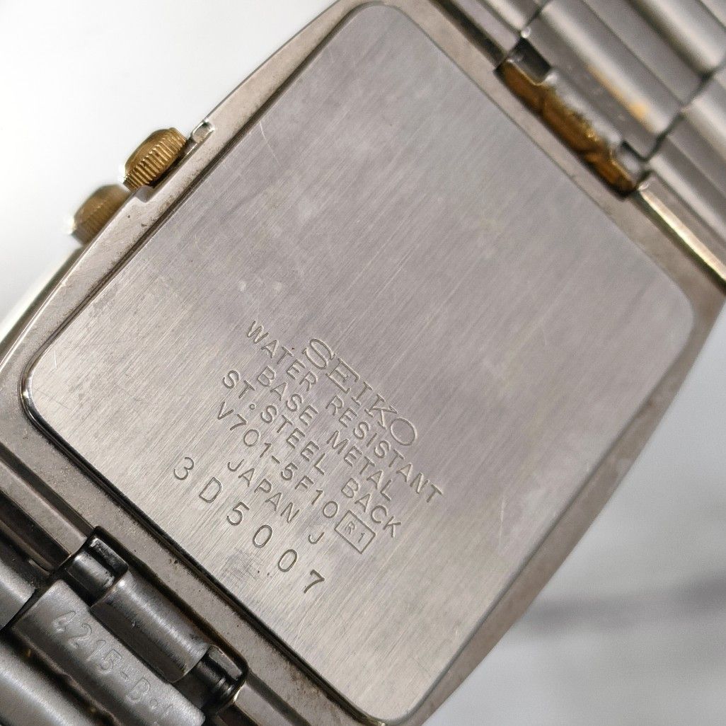 セイコー クォーツ SEIKO QUARTZ V701-5F10 3針 アナログ 腕時計 ゴールド×シルバー スクエア 稼働品 【6326の画像6
