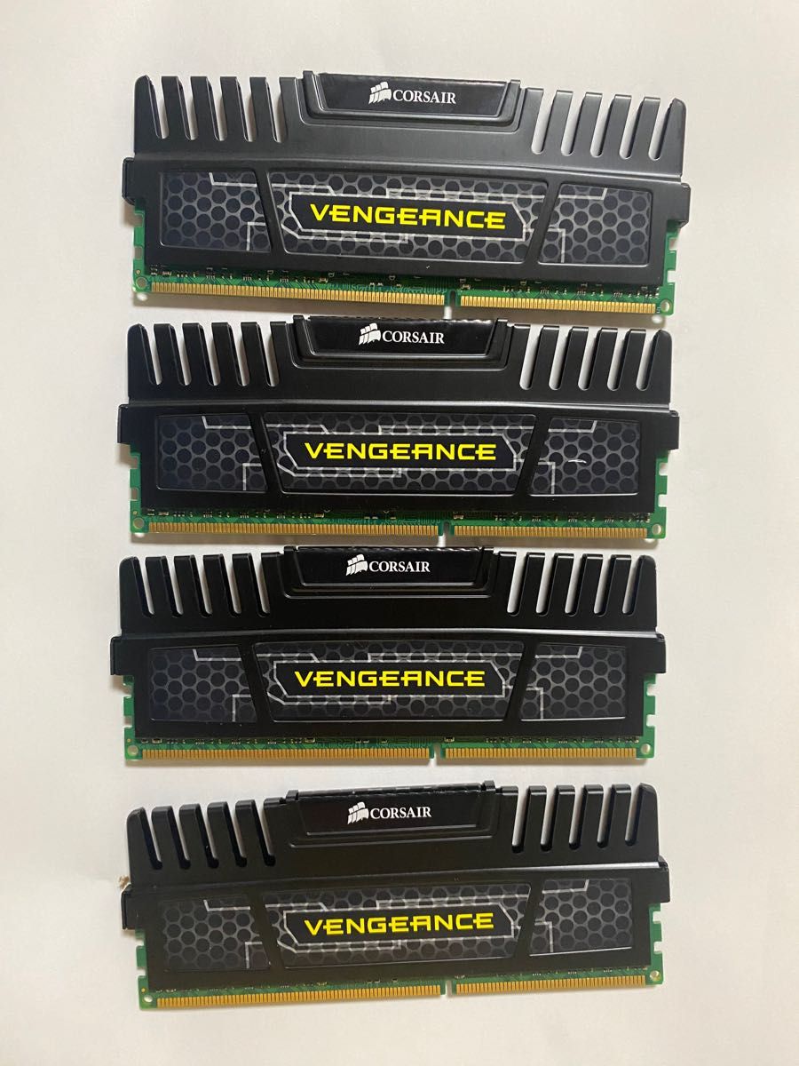 CORSAIR VENGEANCE メモリ1600Mhz 4GB×4枚 16GB|Yahoo!フリマ(旧