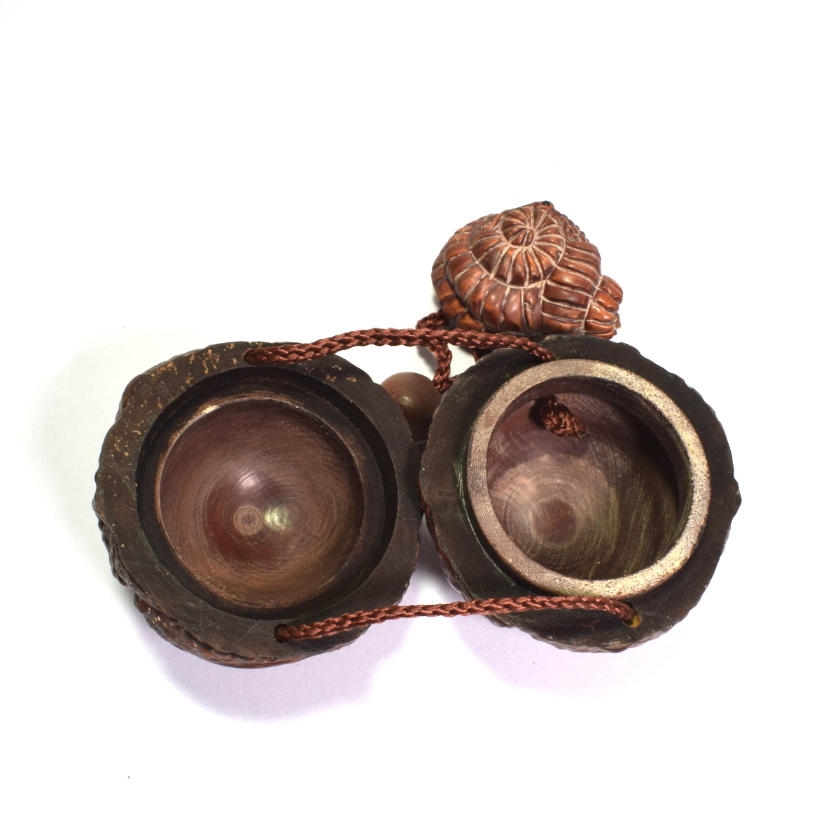 印籠 柘植 蛙 丸形 彫刻 黄楊 繊細彫刻 木製 カエル 【d16-12_b33】_画像8
