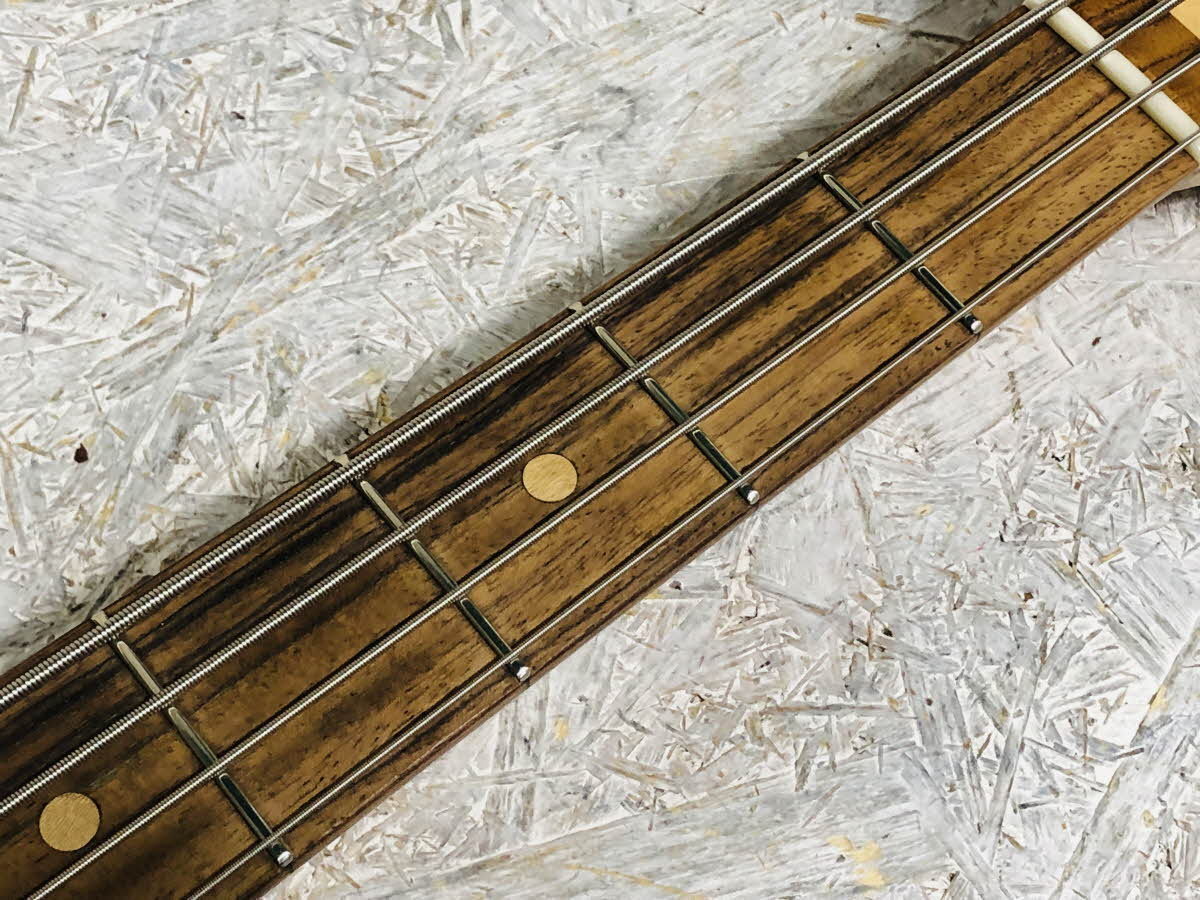 LAKLAND Shoreline Series 4弦ベース (u70243) 決算セール