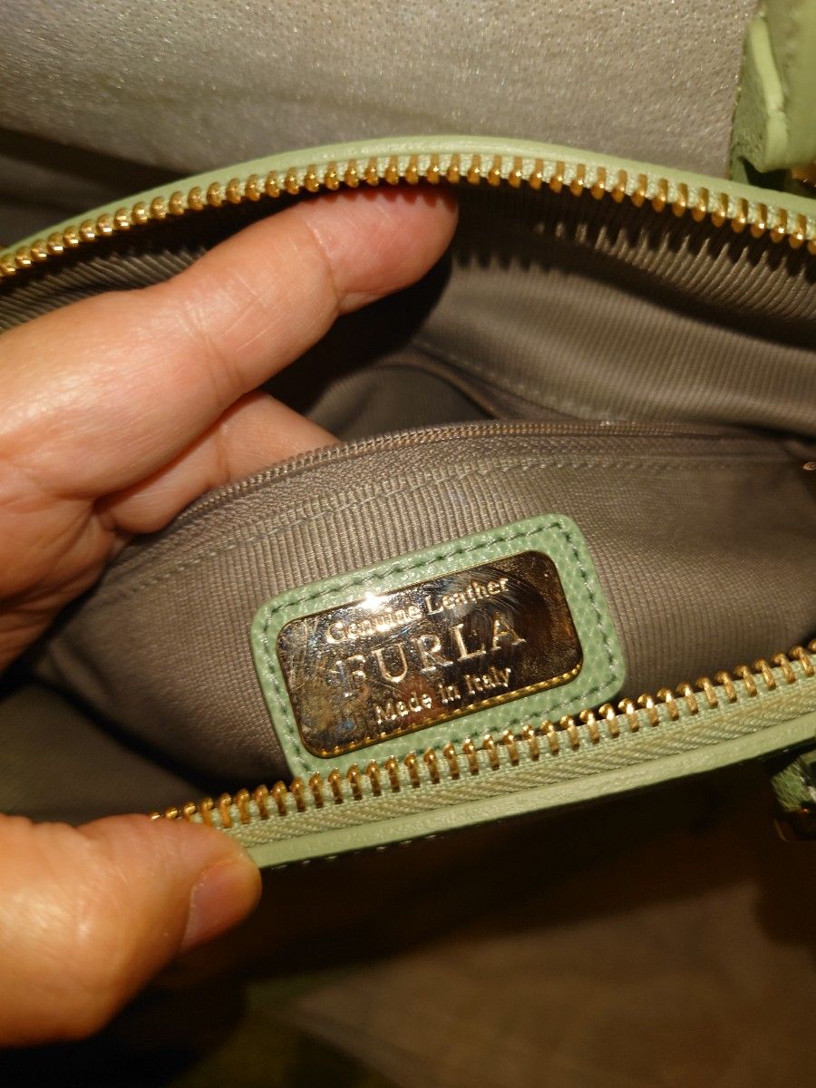 FURLA フルラ パイパー　ミントグリーン　Mサイズ ハンドバッグ ショルダーバッグ 2way