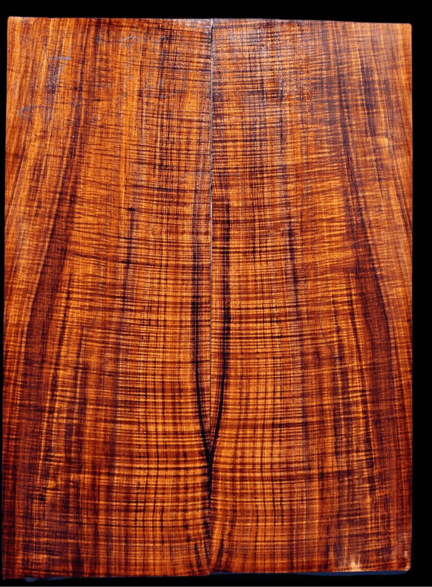 最高級マスターグレード カーリーコア エレキギタートップ材柾目 極厚7.6mm 乾燥材 レスポール ギブソン PRS 縮杢 木材 ②