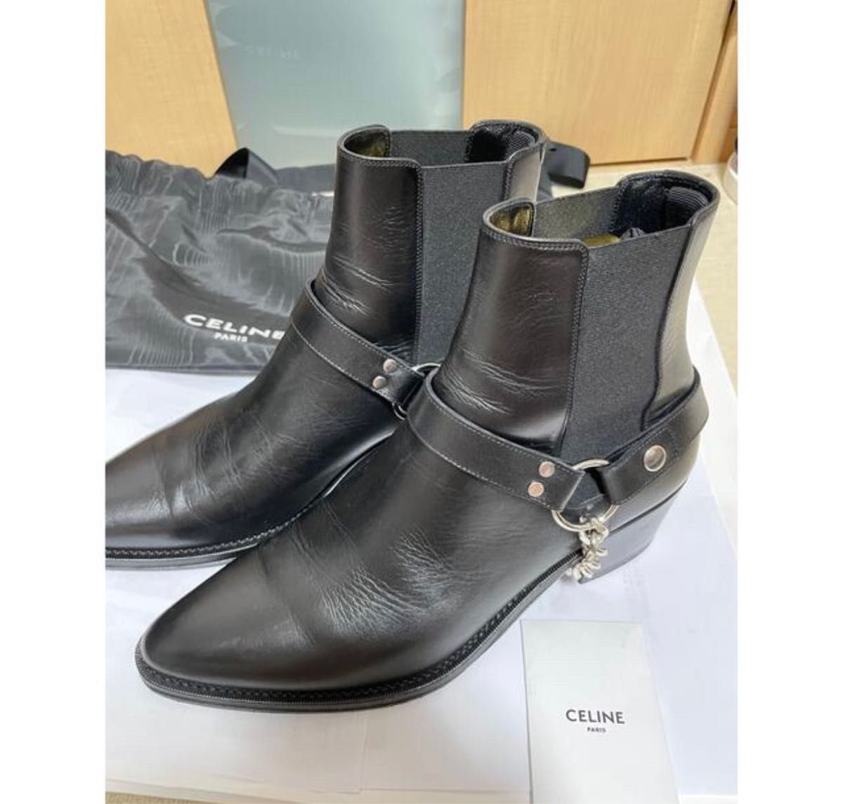CELINE セリーヌ カマルグバイカーチェルシーブーツ 登坂広臣 CELINE セリーヌ カマルグバイカーチェルシーブーツ 登坂広臣