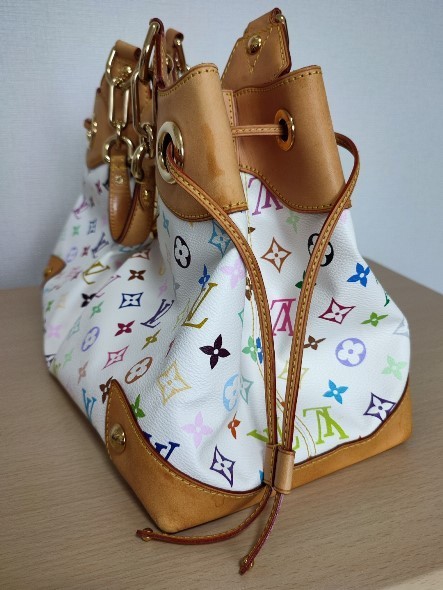 ●LOUIS VUITTON●ハンドバッグ●モノグラム マルチカラー ウルスラ ブロン●USED!!の画像3