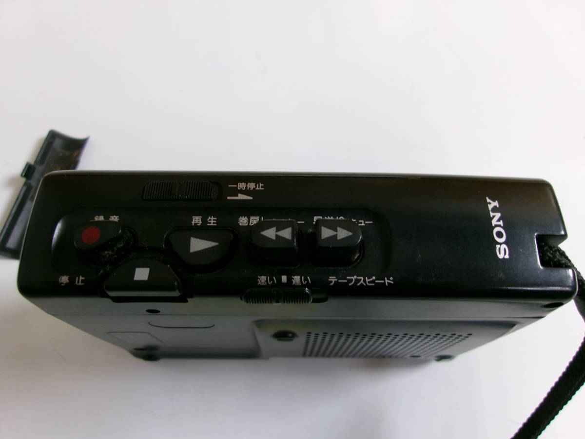 (S-704)SONY ポータブルカセットレコーダー TCM-55 通電確認のみ 現状品 ※電池は付属しません。_画像4