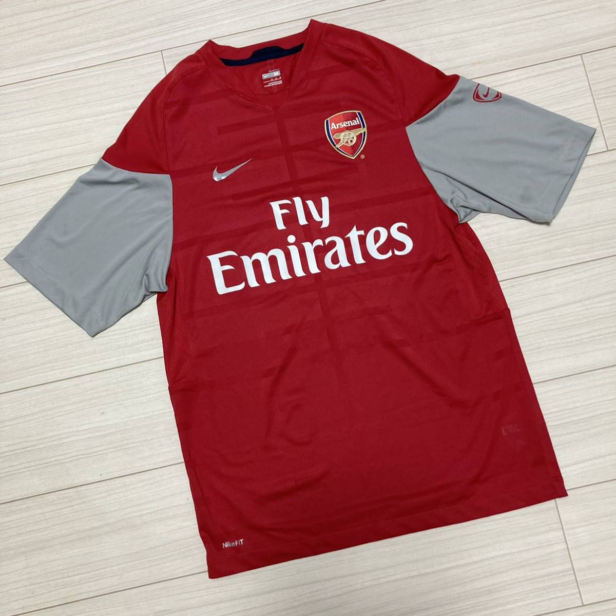 美品 09/10モデル■NIKE ナイキ アーセナル■ユニフォーム ジャージ M 赤 レッド グレー Arsenal Training Shirt  オフィシャル