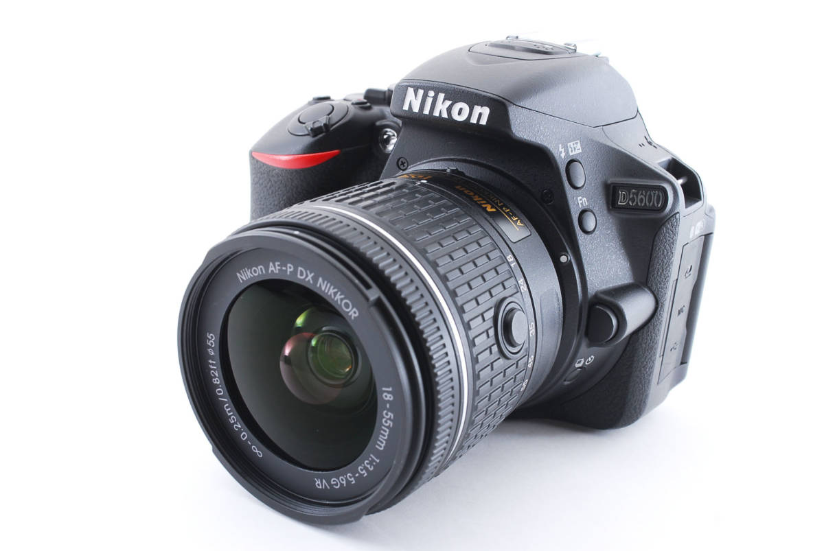 ◇ショット数少◇ ニコン Nikon D5600 ボディ + AF-P NIKKOR 18-55mm