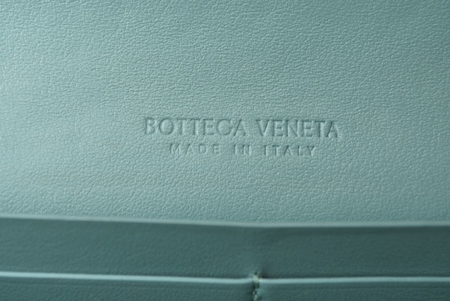 今ならほぼ即納! 財布 ボッテガヴェネタ BOTTEGA ライトブルー系