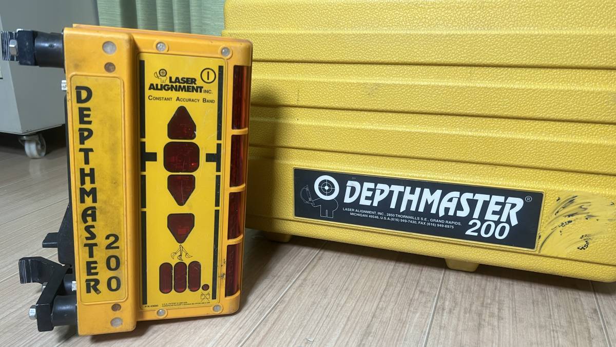 Yahoo!オークション - 重機用 受光器 DEPTHMASTER200 laser Yahoo!オークション - 重機用 受光器 DEPTHMASTER200 laser