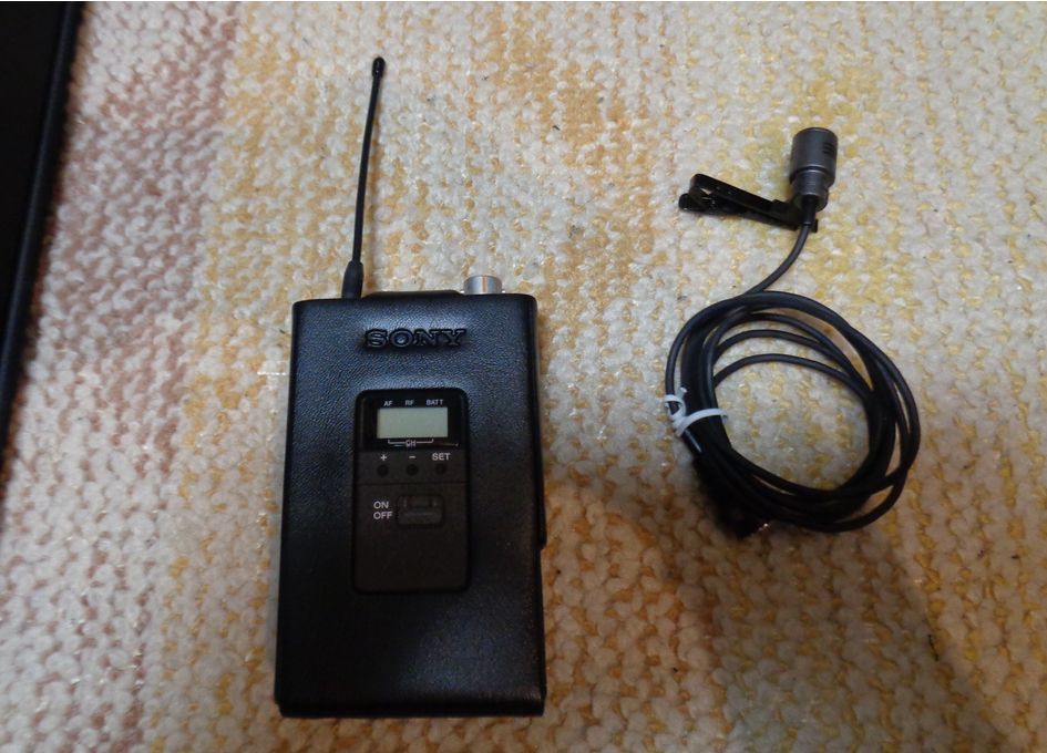 SONY ピンマイク WRT-822 着身ワイヤレス 美品 SONY ピンマイク WRT-822 着身ワイヤレス 美品