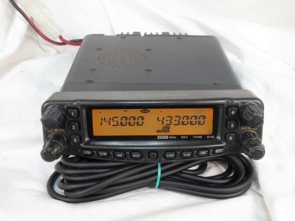 YAESU FT-8800 20W/20W 144/430 デュアルバンド セパレート付 受信