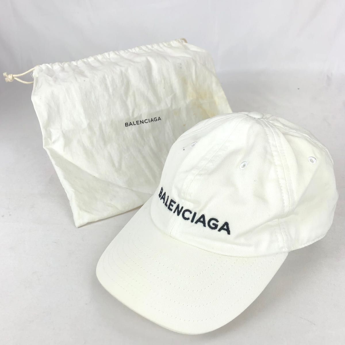 BALENCIAGA バレンシアガ　キャップ　ホワイト　ロゴ キャップ　 ベースボールキャップ 野球帽